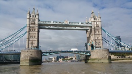 LOVE this bridge! Tower of London Bridge